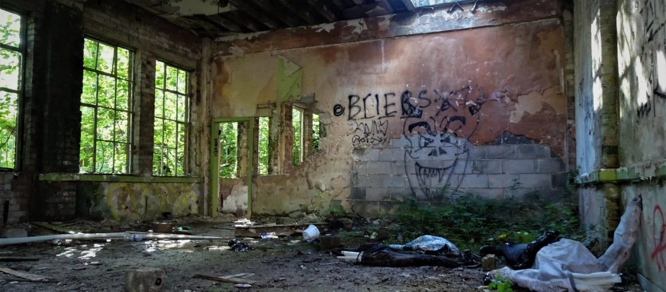 Φάντασμα ή οφθαλμαπάτη; - Άντρας εντόπισε περίεργη φιγούρα στο Τσέρνομπιλ μέσω του Google Earth (βίντεο)